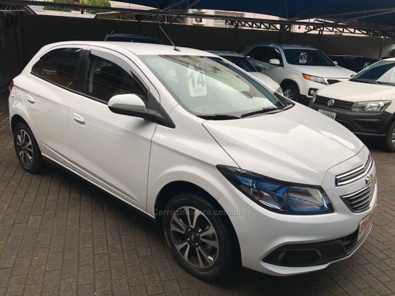 ONIX 1.4 MPFI LTZ 8V FLEX 4P MANUAL - 2014 - FELIZ