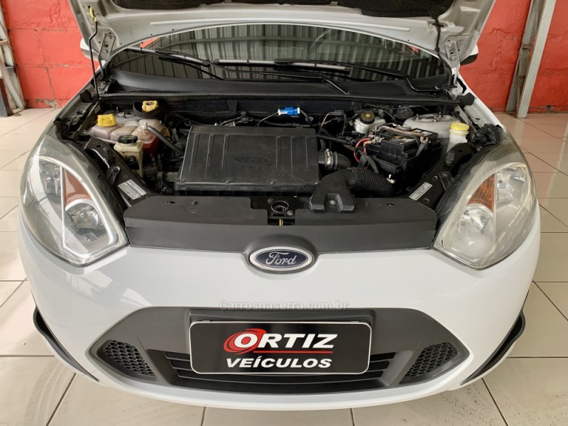 FIESTA 1.6 ROCAM SE SEDAN 8V FLEX 4P MANUAL - 2014 - CAXIAS DO SUL