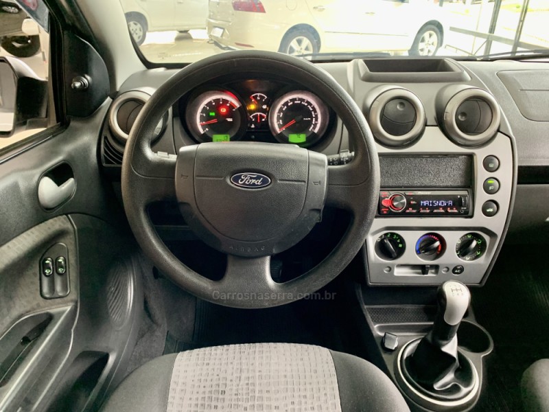 FIESTA 1.6 ROCAM SE SEDAN 8V FLEX 4P MANUAL - 2014 - CAXIAS DO SUL