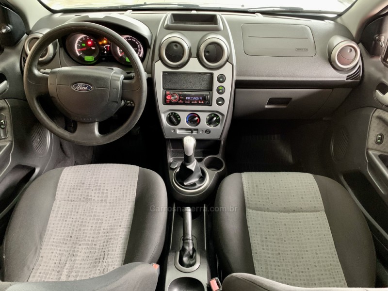 FIESTA 1.6 ROCAM SE SEDAN 8V FLEX 4P MANUAL - 2014 - CAXIAS DO SUL