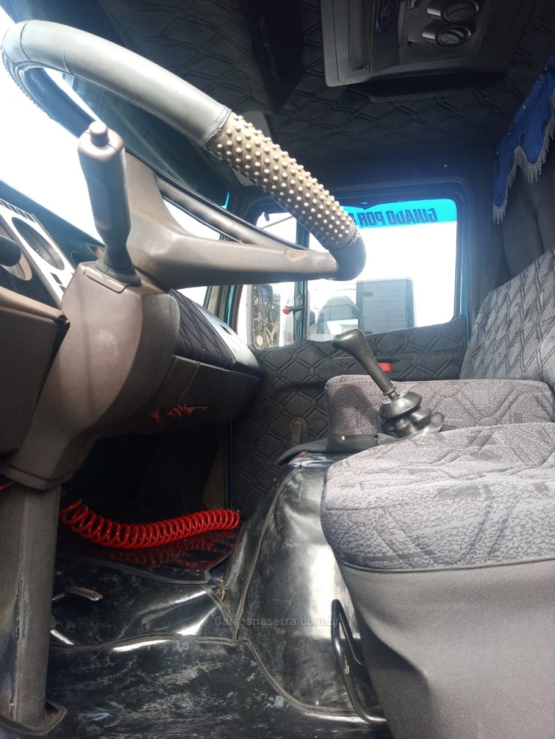 1218  - 1993 - PORTãO