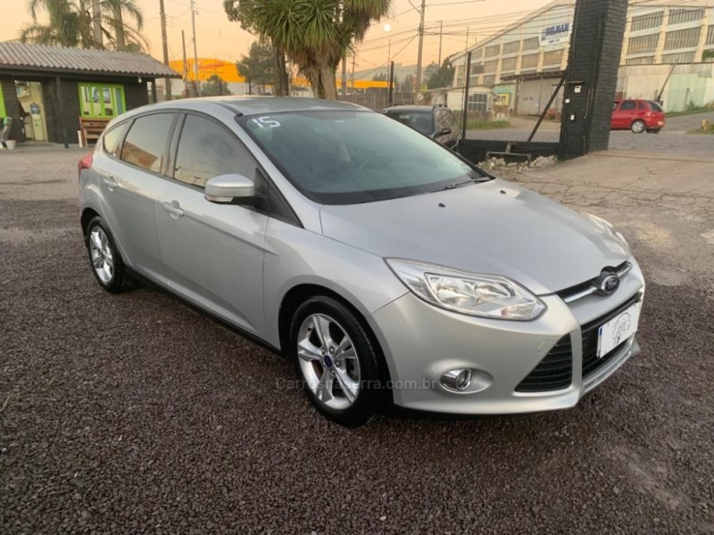 FOCUS 1.6 SE HATCH 16V FLEX 4P AUTOMÁTICO - 2015 - CAXIAS DO SUL