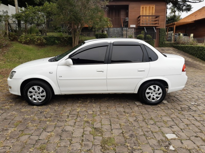CLASSIC 1.0 MPFI LS 8V FLEX 4P MANUAL - 2012 - CANELA