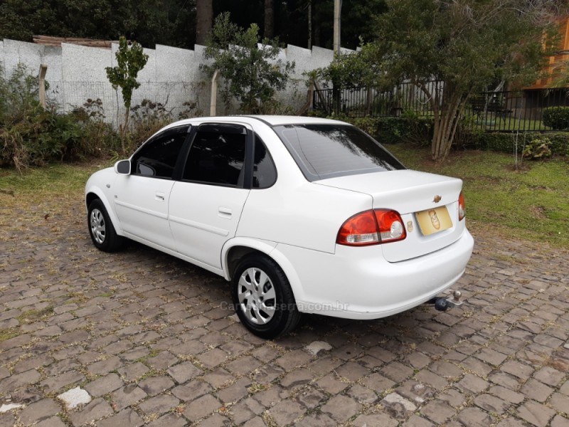 CLASSIC 1.0 MPFI LS 8V FLEX 4P MANUAL - 2012 - CANELA