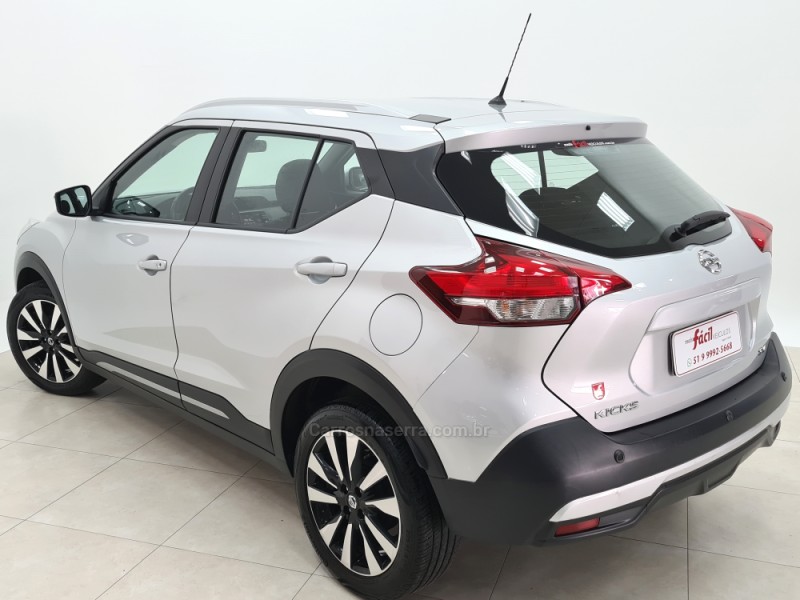 KICKS 1.6 16V FLEX SV 4P XTRONIC - 2020 - SANTA CRUZ DO SUL