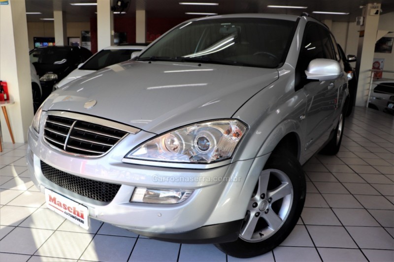 kyron 2.0 gl 200ky 4x4 16v turbo diesel 4p automatico 2010 caxias do sul