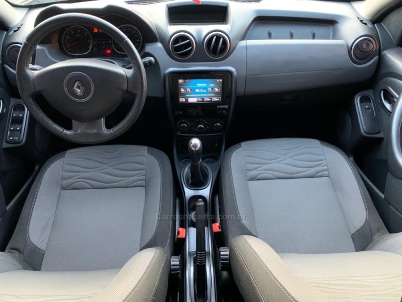 DUSTER 1.6 TECH ROAD 4X2 16V FLEX 4P MANUAL - 2014 - CAXIAS DO SUL