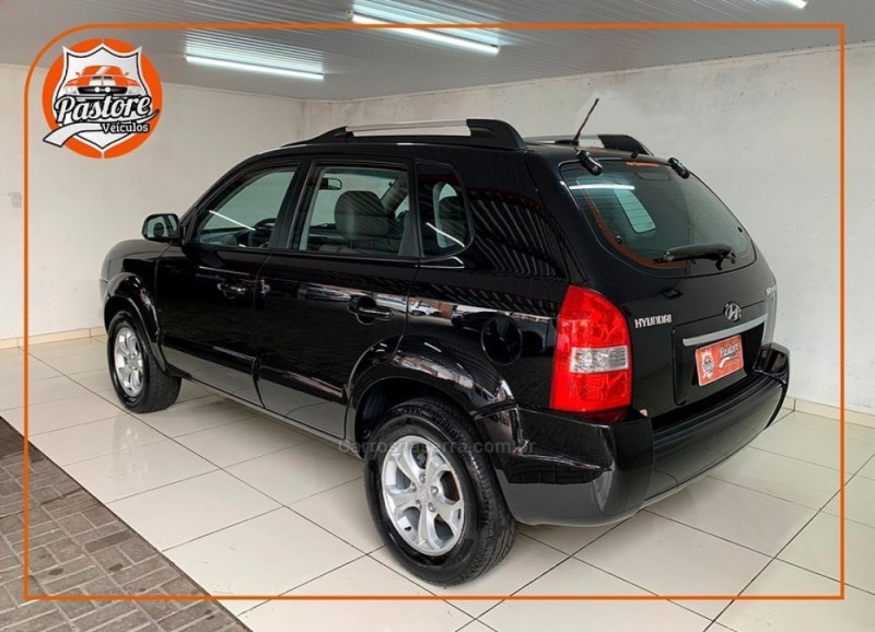 TUCSON 2.0 MPFI GLS BASE 16V 143CV 2WD FLEX 4P AUTOMÁTICO - 2014 - VACARIA
