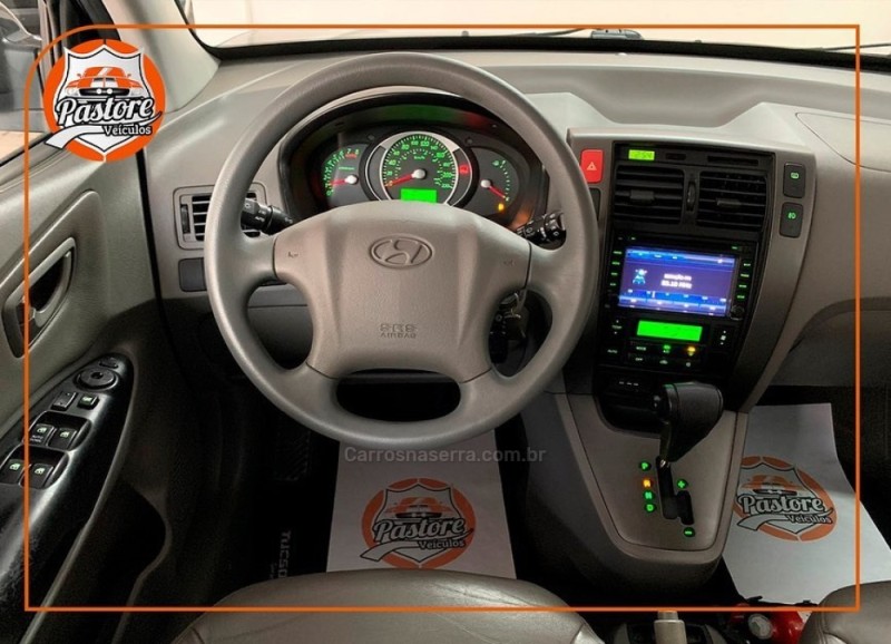 TUCSON 2.0 MPFI GLS BASE 16V 143CV 2WD FLEX 4P AUTOMÁTICO - 2014 - VACARIA