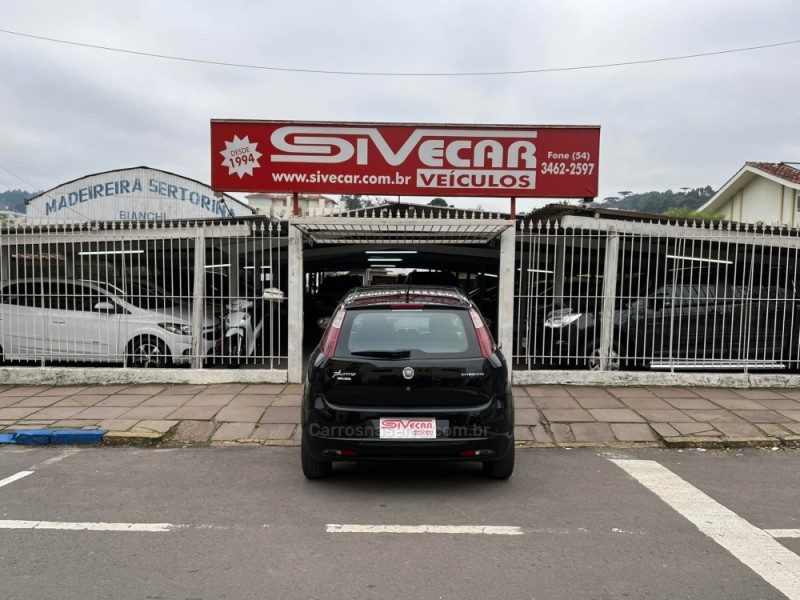 PUNTO 1.4 ATTRACTIVE 8V FLEX 4P MANUAL - 2011 - GARIBALDI