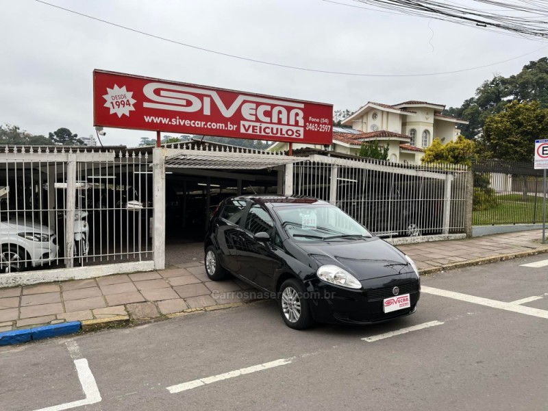 PUNTO 1.4 ATTRACTIVE 8V FLEX 4P MANUAL