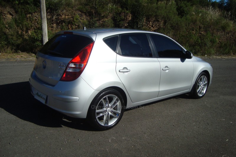 I30 2.0 MPI 16V GASOLINA 4P MANUAL - 2011 - FLORES DA CUNHA
