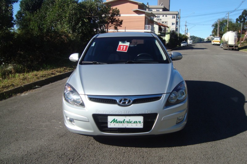 I30 2.0 MPI 16V GASOLINA 4P MANUAL - 2011 - FLORES DA CUNHA