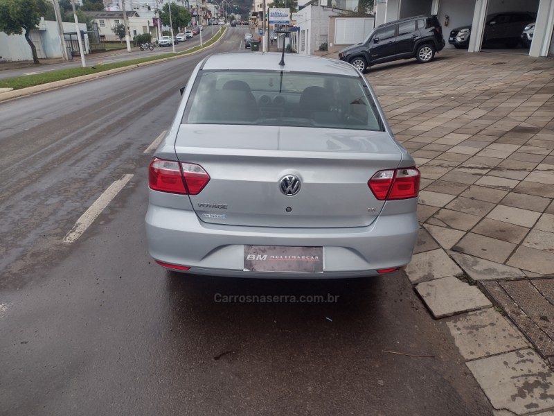 VOYAGE 1.6 MI CITY 8V FLEX 4P MANUAL - 2013 - GUAPORé