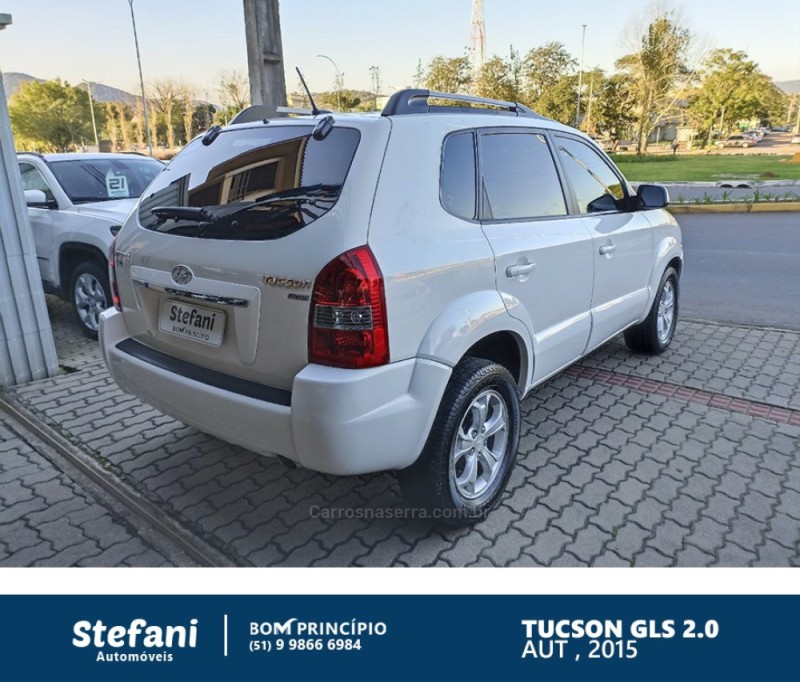 TUCSON 2.0 MPFI GLS 16V 143CV 2WD FLEX 4P AUTOMÁTICO - 2015 - BOM PRINCíPIO