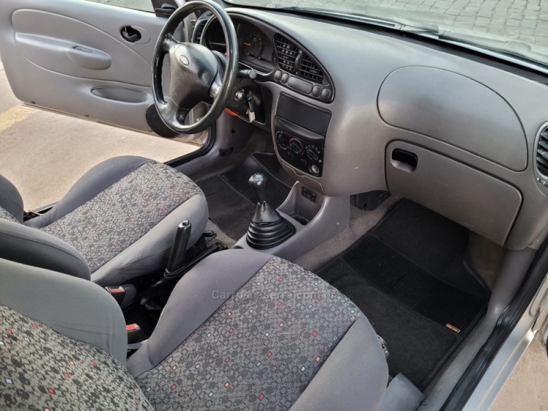COURIER 1.6 MPI L 8V FLEX 2P MANUAL - 2009 - CAXIAS DO SUL