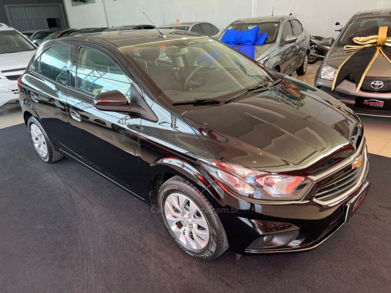 ONIX 1.4 MPFI LT 8V FLEX 4P MANUAL - 2018 - IGREJINHA