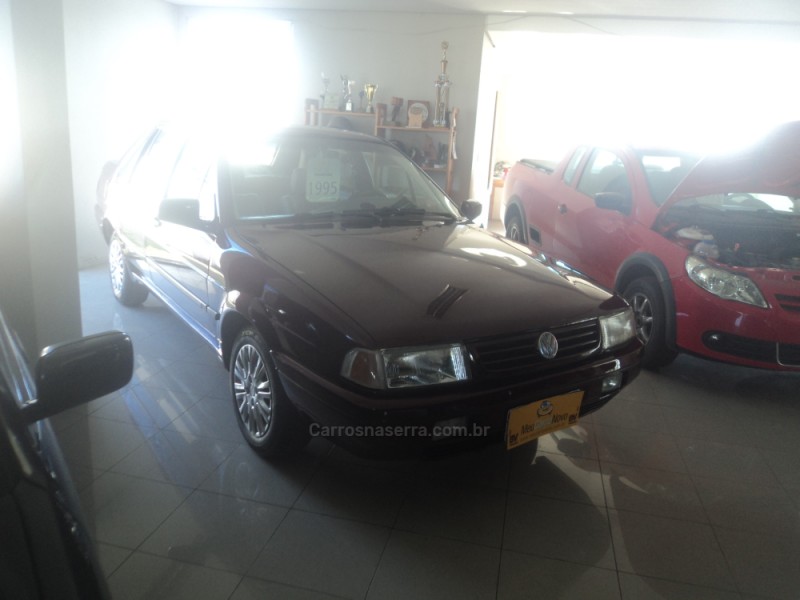 SANTANA 1.8 CLI 8V GASOLINA 4P MANUAL - 1995 - FARROUPILHA