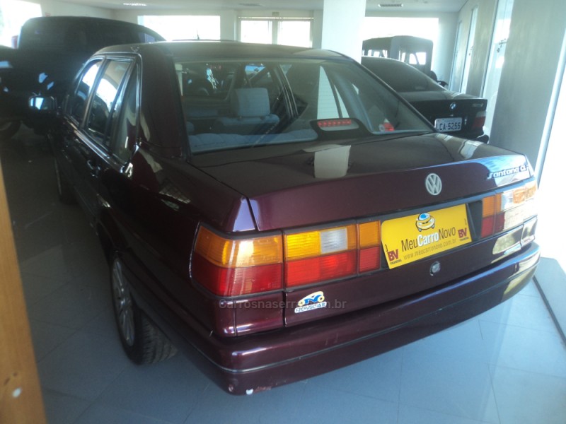 SANTANA 1.8 CLI 8V GASOLINA 4P MANUAL - 1995 - FARROUPILHA