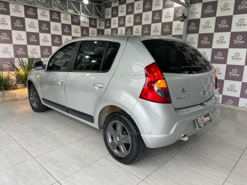 SANDERO 1.6 EXPRESSION 8V FLEX 4P MANUAL - 2010 - TAQUARA