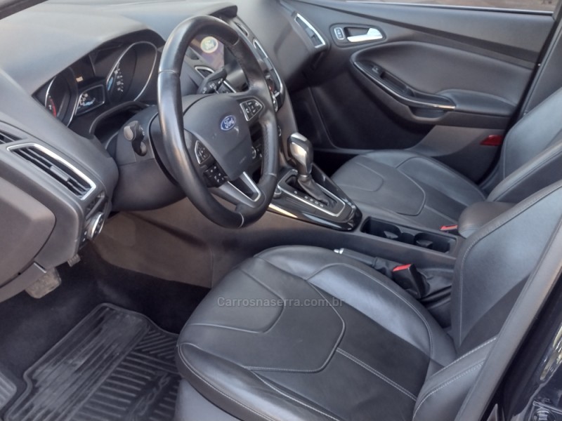FOCUS 2.0 TITANIUM FASTBACK 16V FLEX 4P AUTOMÁTICO - 2018 - GUAPORé