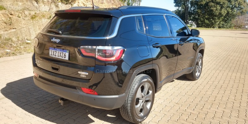 COMPASS 2.0 16V DIESEL LONGITUDE 4X4 AUTOMÁTICO - 2017 - SãO MARCOS