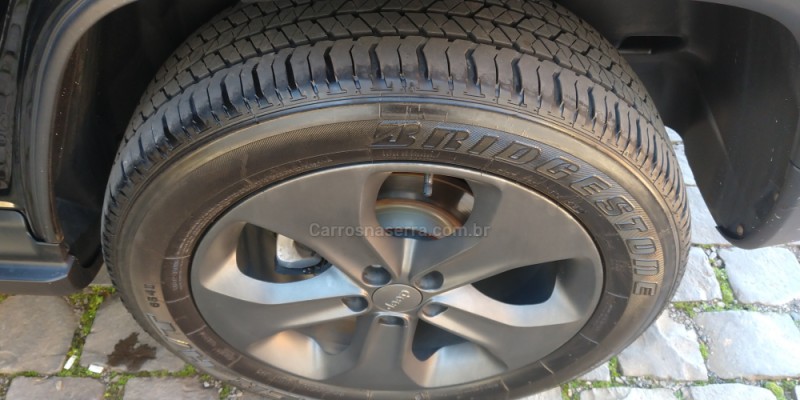 COMPASS 2.0 16V DIESEL LONGITUDE 4X4 AUTOMÁTICO - 2017 - SãO MARCOS