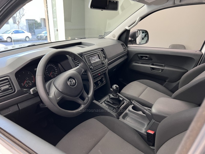 AMAROK 2.0 4X4 CD 16V TURBO INTERCOOLER DIESEL 4P MANUAL - 2017 - CAXIAS DO SUL
