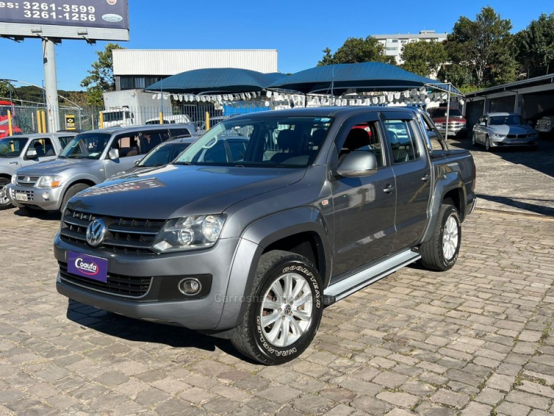 AMAROK 2.0 HIGHLINE 4X4 CD 16V TURBO INTERCOOLER DIESEL 4P MANUAL - 2011 - FARROUPILHA