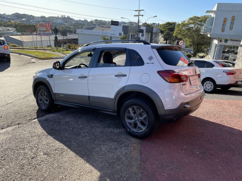 ASX 2.0 AWD OUTDOOR 16V GASOLINA 4P MANUAL - 2016 - FARROUPILHA
