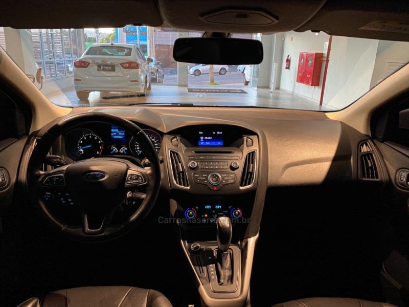 FOCUS 2.0 SE PLUS 16V FLEX 4P AUTOMÁTICO - 2016 - CAXIAS DO SUL