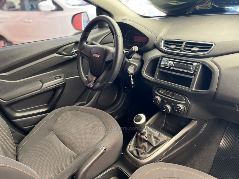 ONIX 1.4 MPFI LT 8V FLEX 4P MANUAL - 2013 - DOIS IRMãOS