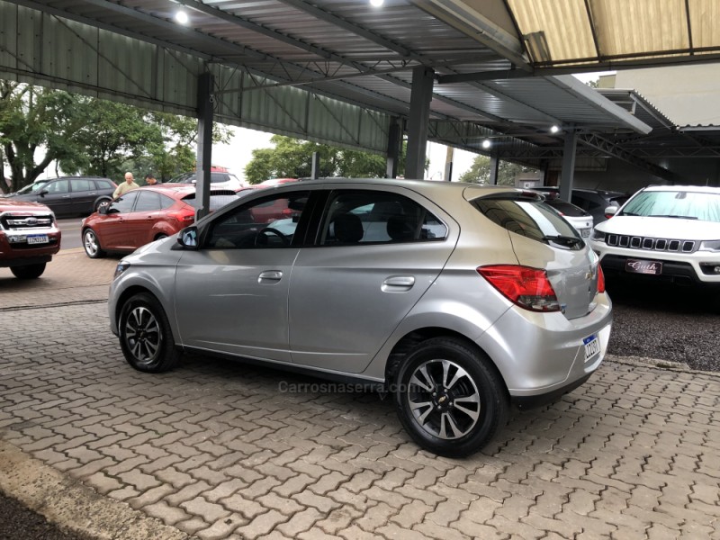 ONIX 1.4 MPFI LTZ 8V FLEX 4P AUTOMÁTICO - 2014 - BOM PRINCíPIO