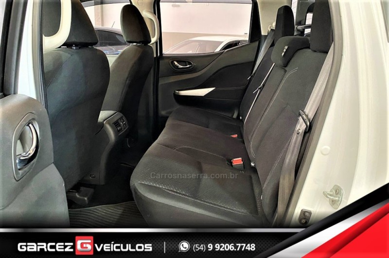 FRONTIER 2.3 ATTACK 4X4 CD BI-TURBO DIESEL 4P AUTOMÁTICO - 2021 - BENTO GONçALVES