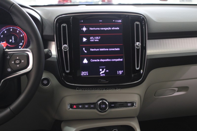 XC 40 2.0 T4 GASOLINA MOMENTUM 190CV FWD  - 2020 - CAXIAS DO SUL