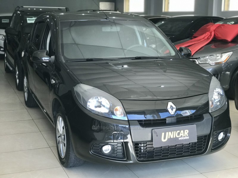 SANDERO 1.6 EXPRESSION 8V FLEX 4P MANUAL - 2014 - PASSO FUNDO