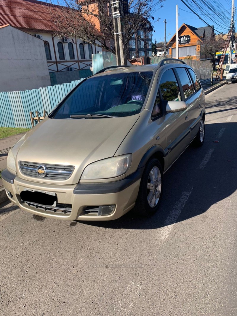 ZAFIRA 2.0 MPFI ELITE 8V FLEX 4P AUTOMÁTICO
