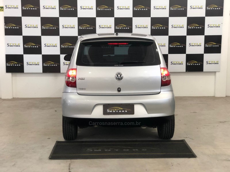 FOX 1.0 ITREND 8V FLEX 4P MANUAL - 2009 - NOVO HAMBURGO