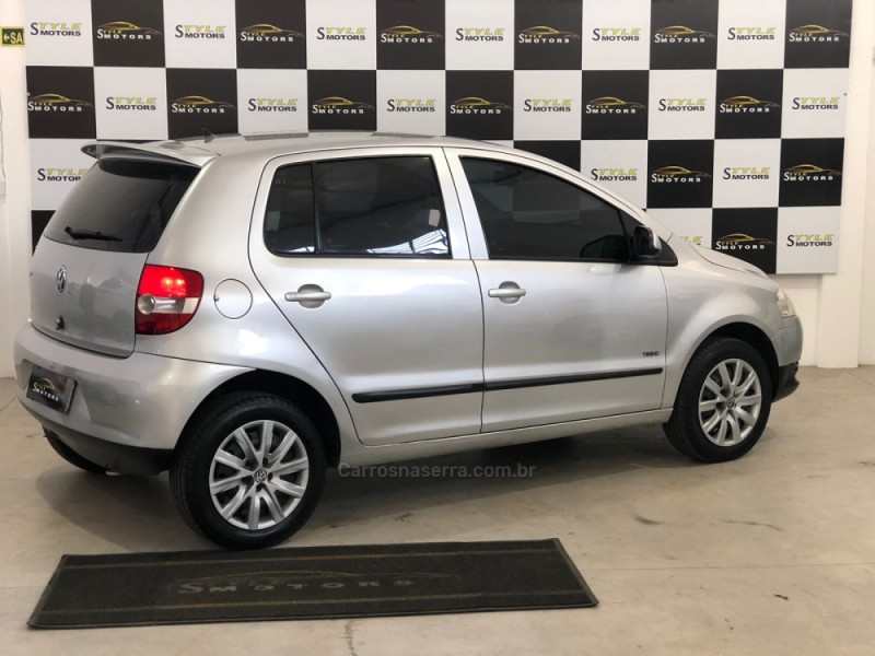 FOX 1.0 ITREND 8V FLEX 4P MANUAL - 2009 - NOVO HAMBURGO