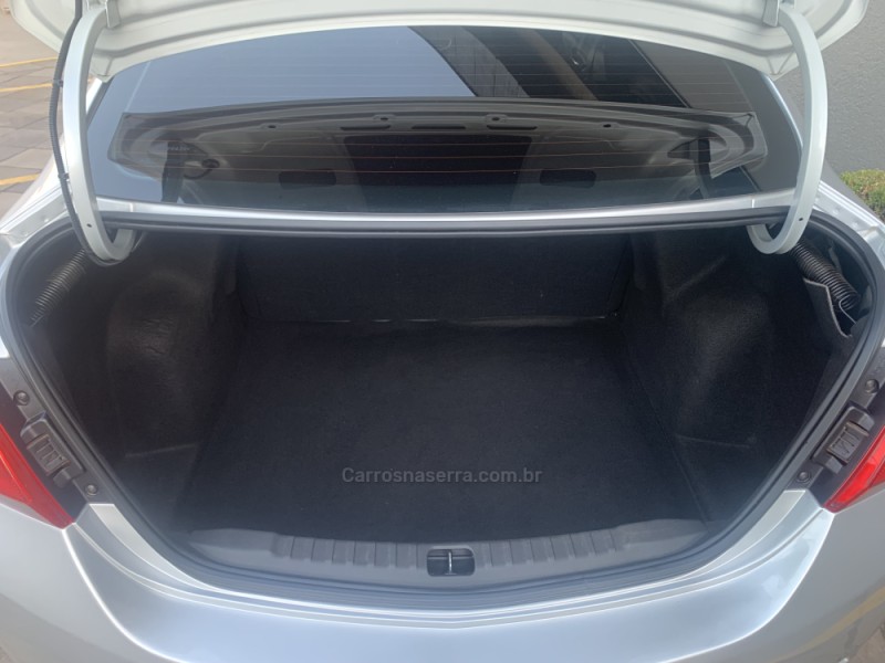 PRISMA 1.4 MPFI LT 8V FLEX 4P MANUAL - 2017 - CAXIAS DO SUL