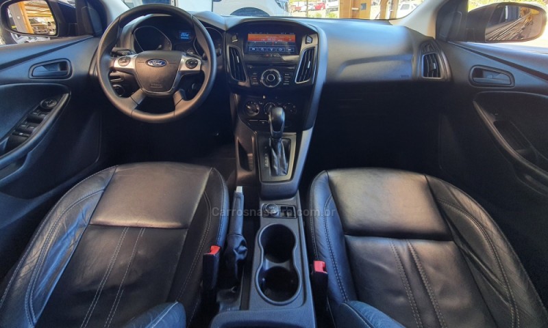 FOCUS 2.0 S SEDAN 16V FLEX 4P AUTOMÁTICO - 2014 - CAXIAS DO SUL