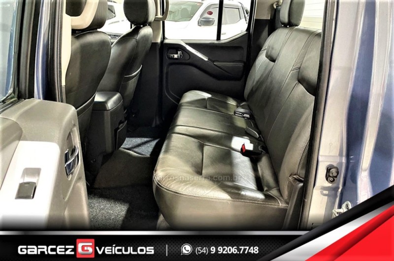 FRONTIER 2.5 SL 4X4 CD TURBO ELETRONIC DIESEL 4P AUTOMÁTICO - 2014 - BENTO GONçALVES