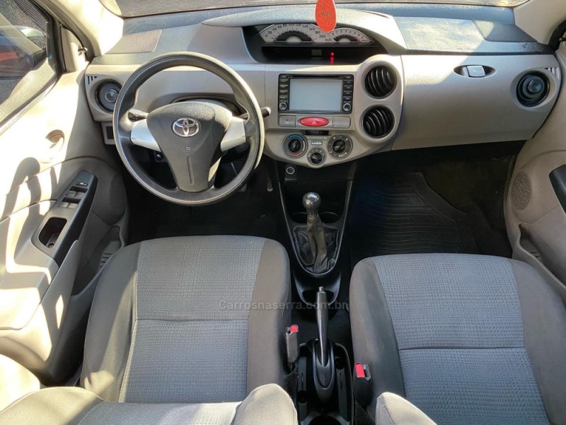 ETIOS 1.5 XS SEDAN 16V FLEX 4P MANUAL - 2013 - PAROBé