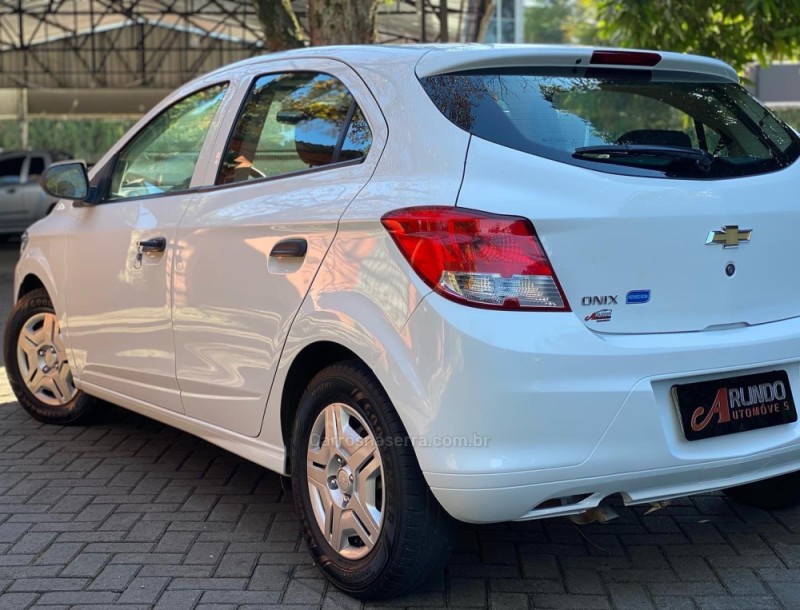 ONIX 1.0 JOY 8V FLEX 4P MANUAL - 2018 - PAROBé