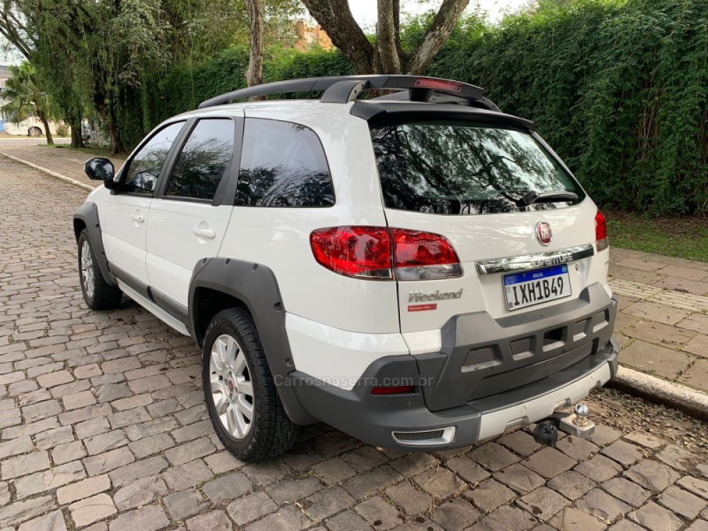 PALIO 1.8 MPI ADVENTURE WEEKEND 8V FLEX 4P AUTOMATIZADO - 2016 - FARROUPILHA