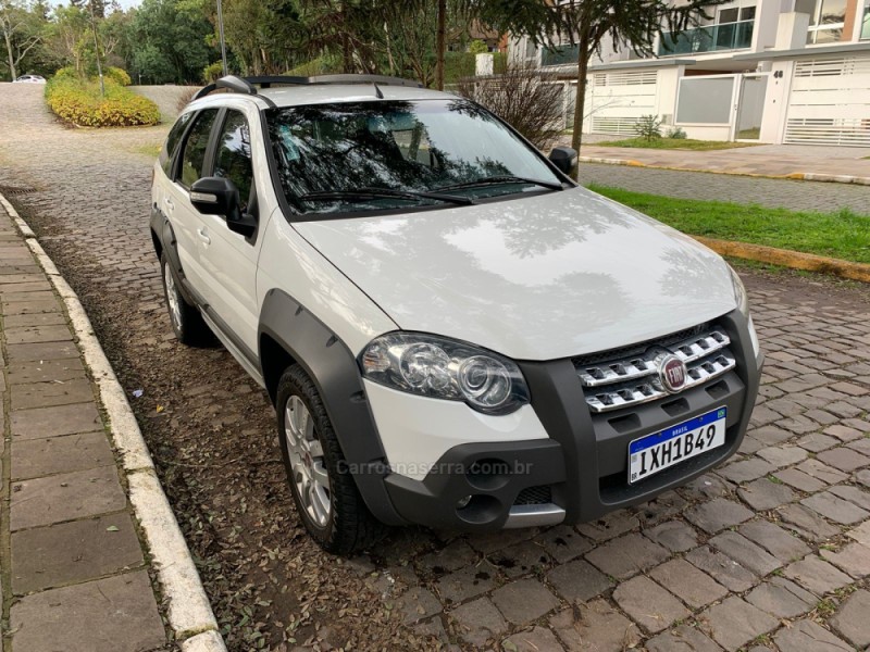 PALIO 1.8 MPI ADVENTURE WEEKEND 8V FLEX 4P AUTOMATIZADO - 2016 - FARROUPILHA