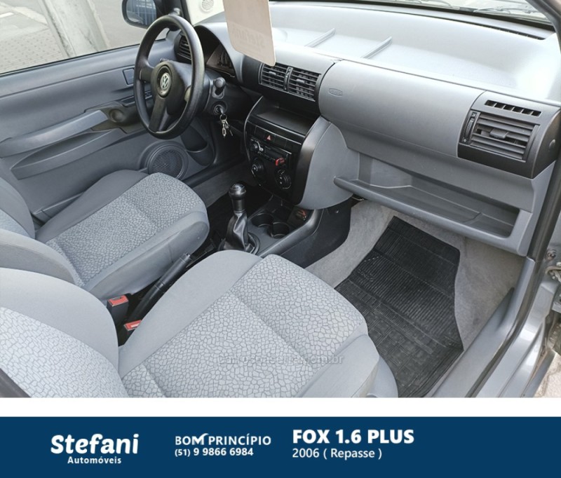FOX 1.6 MI PLUS 8V FLEX 4P MANUAL - 2006 - BOM PRINCíPIO