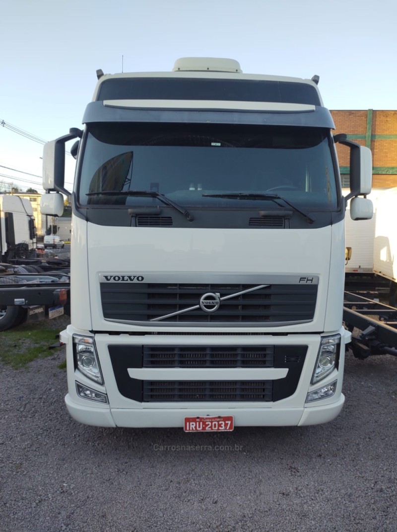 fh 440 globetrotter 6x2 2011 caxias do sul
