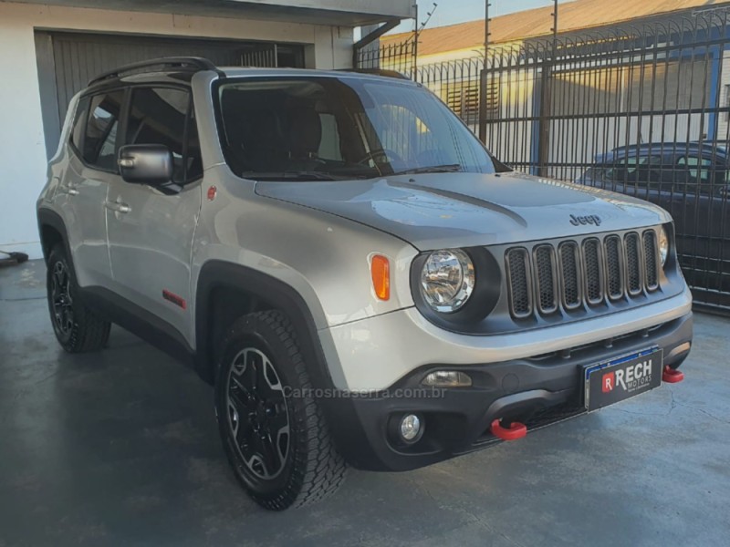renegade 2.0 16v turbo diesel trailhawk 4p 4x4 automatico 2016 caxias do sul