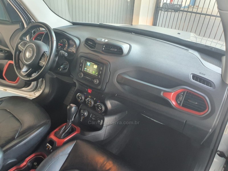 RENEGADE 2.0 16V TURBO DIESEL TRAILHAWK 4P 4X4 AUTOMÁTICO - 2016 - CAXIAS DO SUL